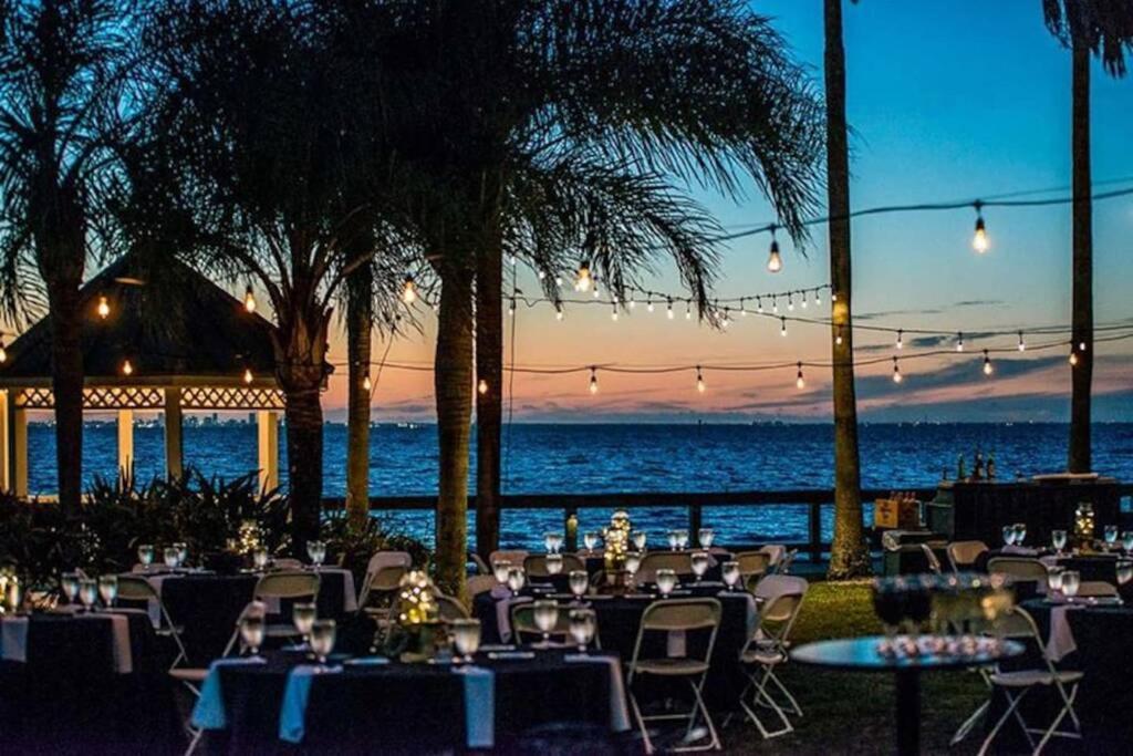 Sea Breeze, Studio 510, Beach Steps Away!+Pool+Wifi Ruskin Buitenkant foto